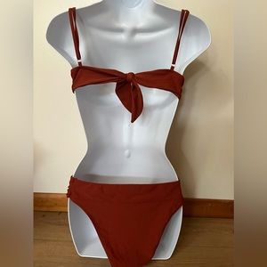 Abercrombie and fitch Women’s swim bathing suit Medium bottoms, small top.